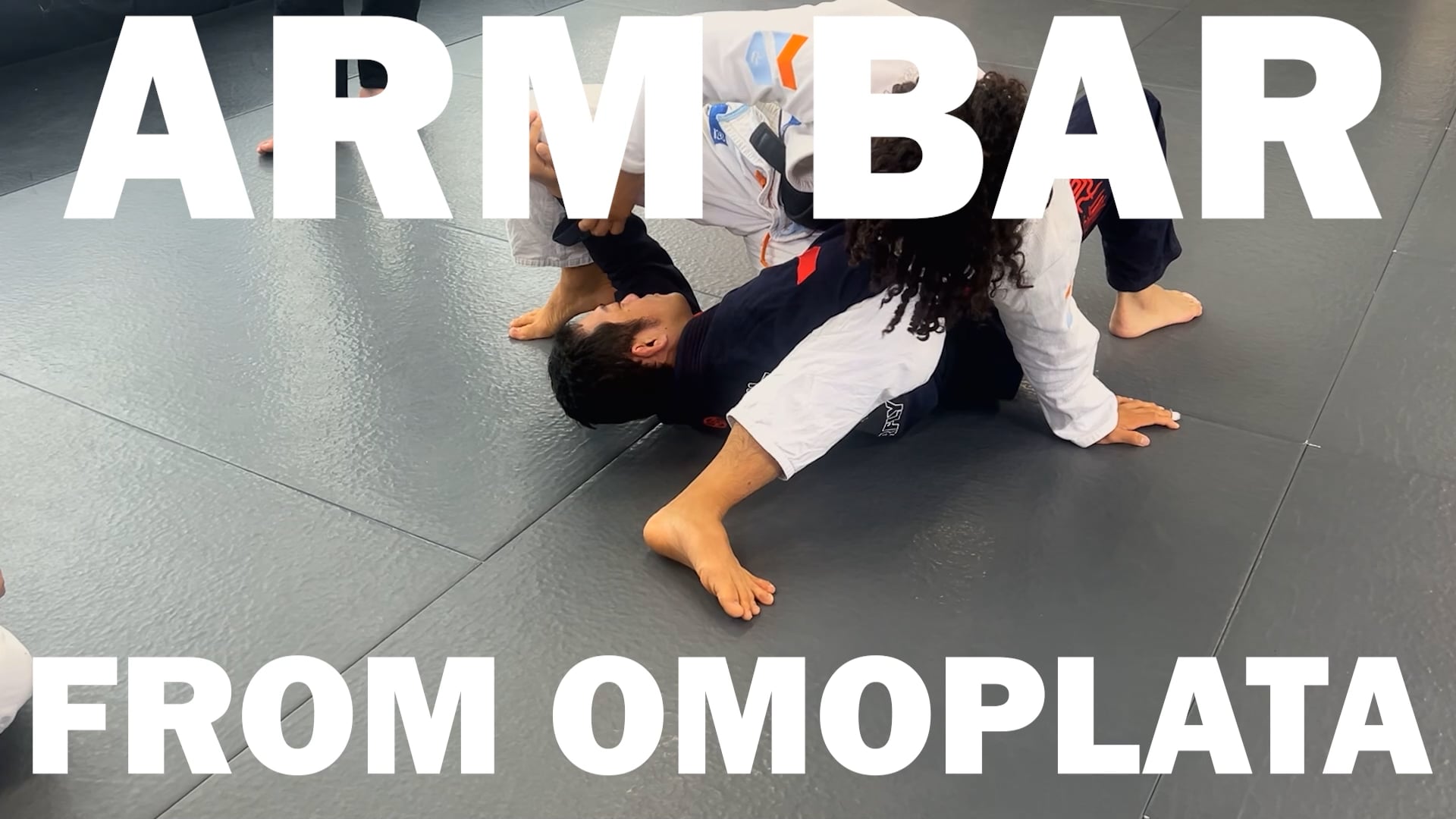 ARM BAR FROM OMOPLATA/KENYA YAMANAKA