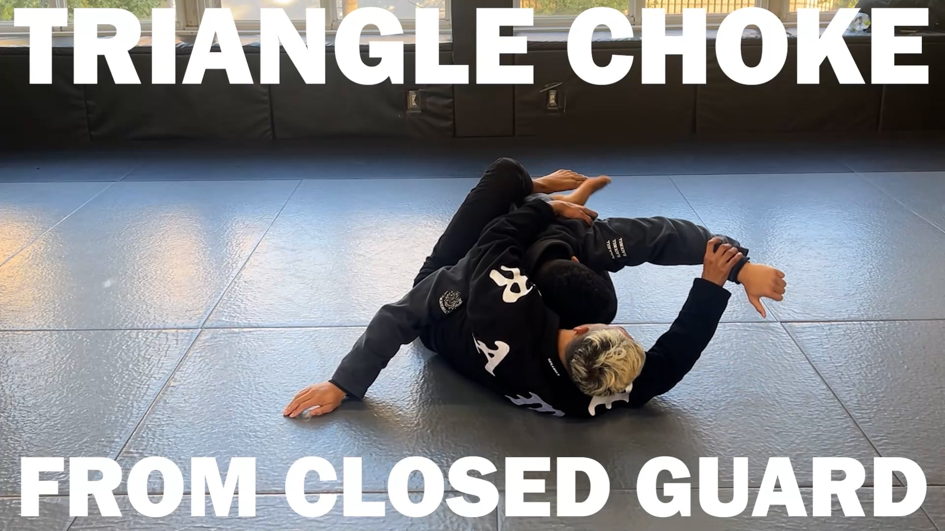 TRIANGLE FROM CLOSED GUARD/ERIC MENEGHIN