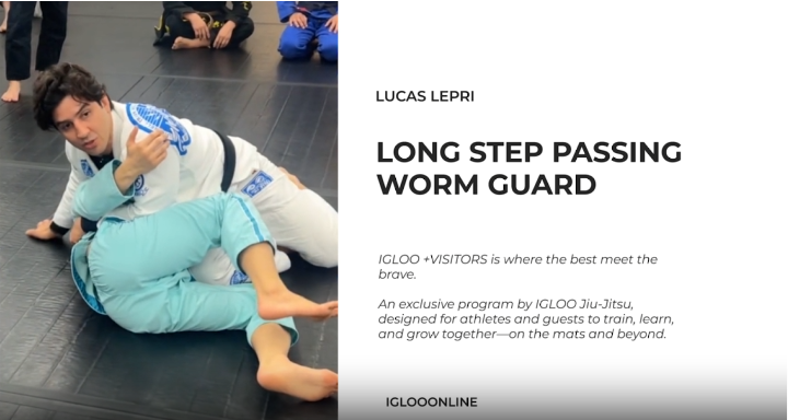 LONG STEP PASSING AGAINST WORM GUARD/LUCAS LEPRI